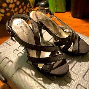 Black Glittered High Heel Shoes